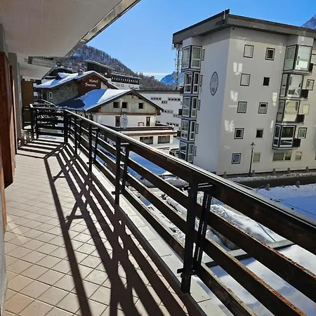 3 Bedrooms In The Heart Of Cervinia * Breuil-Cervinia
