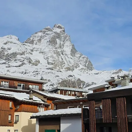 3 Bedrooms In The Heart Of Cervinia Apartment