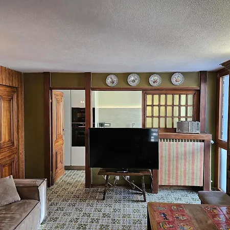 Apartment 3 Bedrooms In The Heart Of Cervinia
