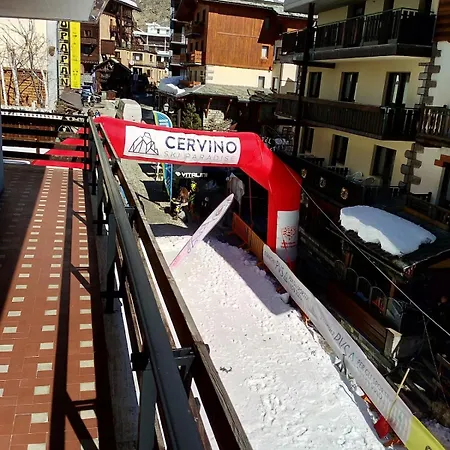 3 Bedrooms In The Heart Of Cervinia Apartment *